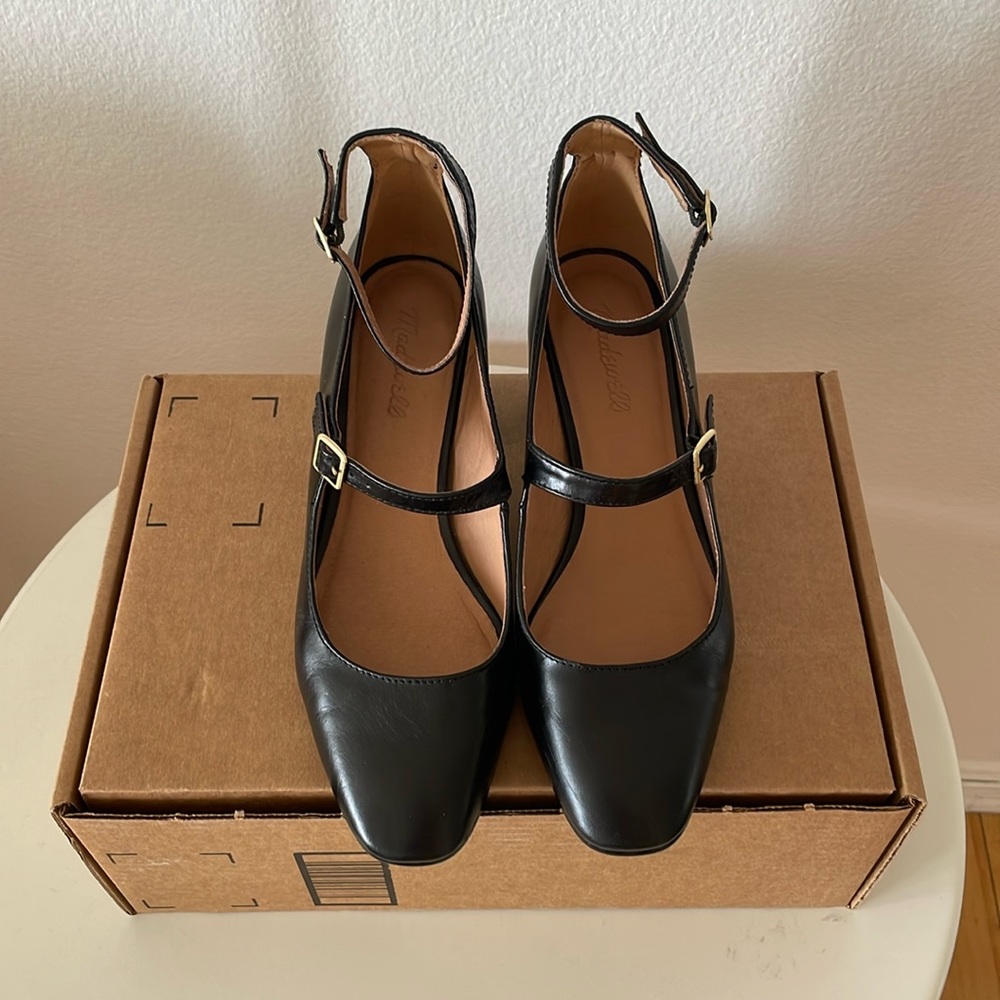 Cute Madewell Mary Jane’s. Only worn a couple times!!